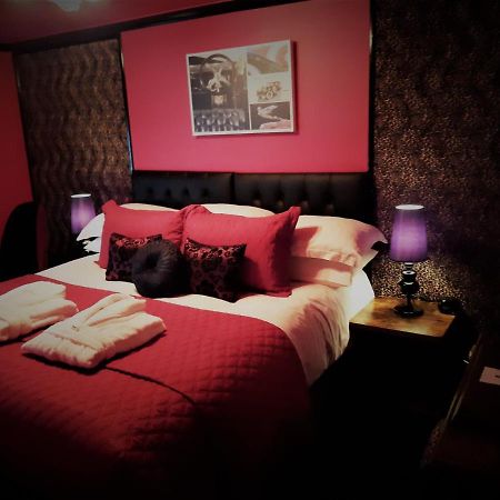 Cadillac Kustomz Hotel - Breakfast Available Rothesay 외부 사진