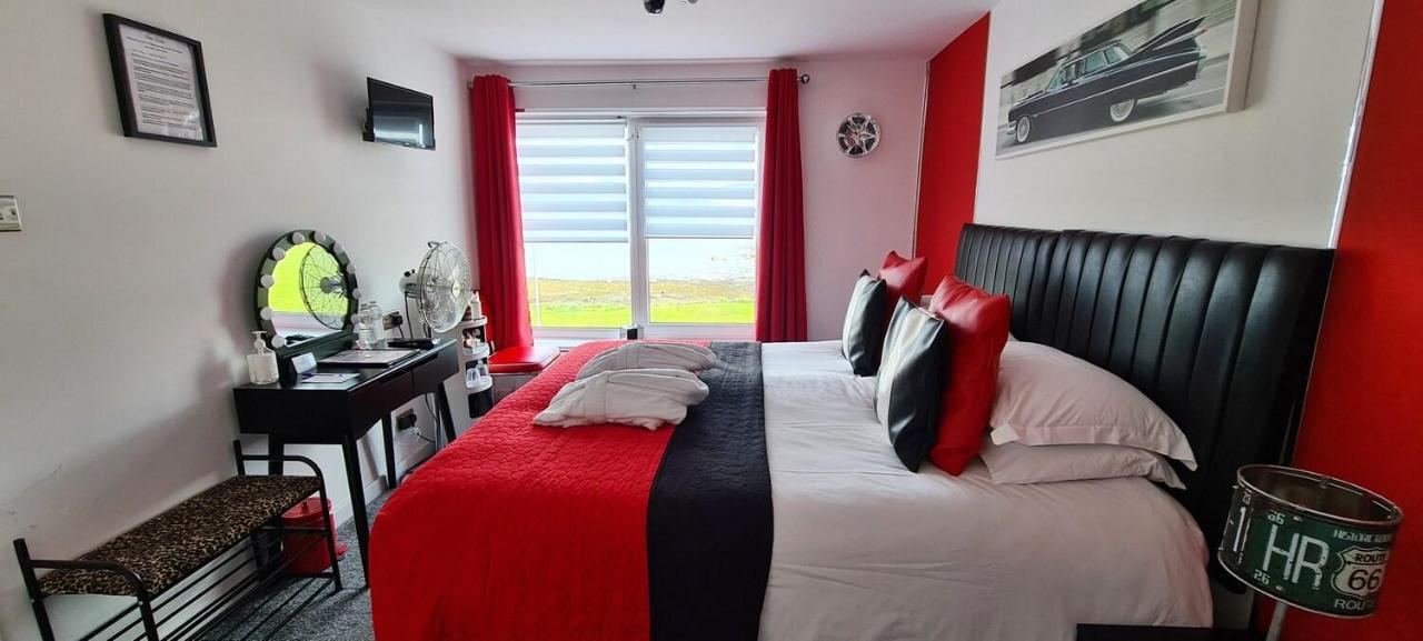 Cadillac Kustomz Hotel - Breakfast Available Rothesay 외부 사진