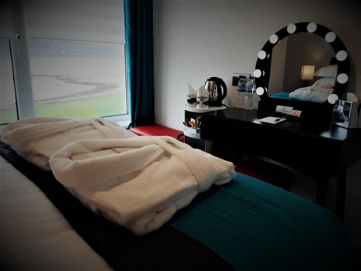 Cadillac Kustomz Hotel - Breakfast Available Rothesay 외부 사진