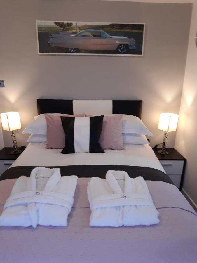 Cadillac Kustomz Hotel - Breakfast Available Rothesay 외부 사진