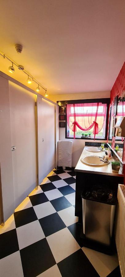 Cadillac Kustomz Hotel - Breakfast Available Rothesay 외부 사진