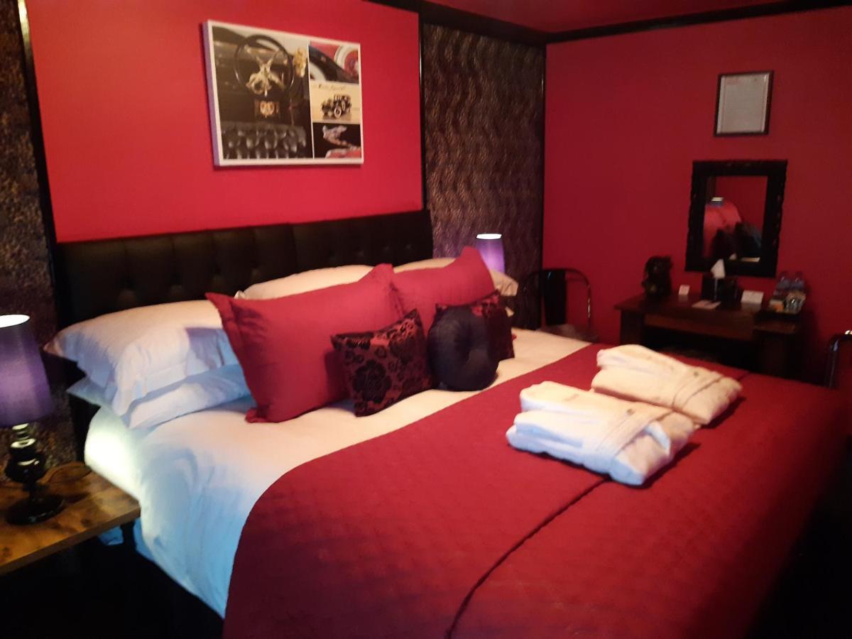 Cadillac Kustomz Hotel - Breakfast Available Rothesay 외부 사진