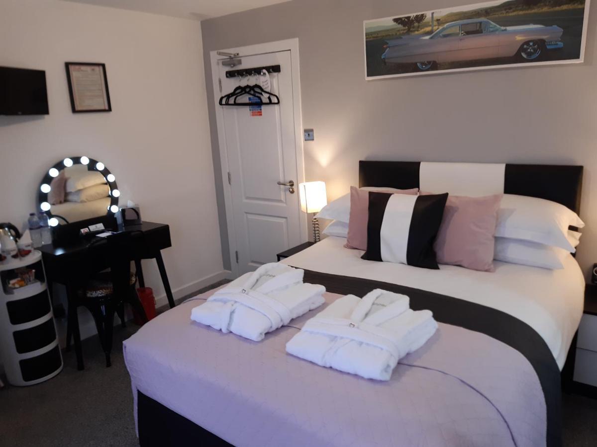 Cadillac Kustomz Hotel - Breakfast Available Rothesay 외부 사진